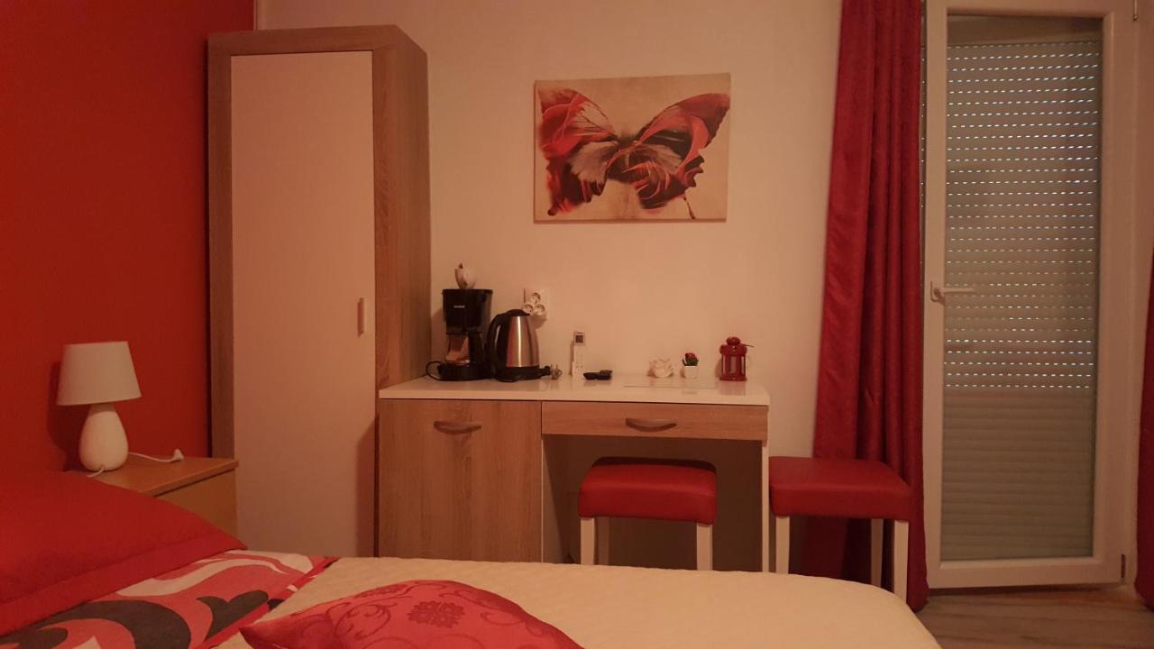 Andela Home - Krka Waterfalls Lozovac Bagian luar foto