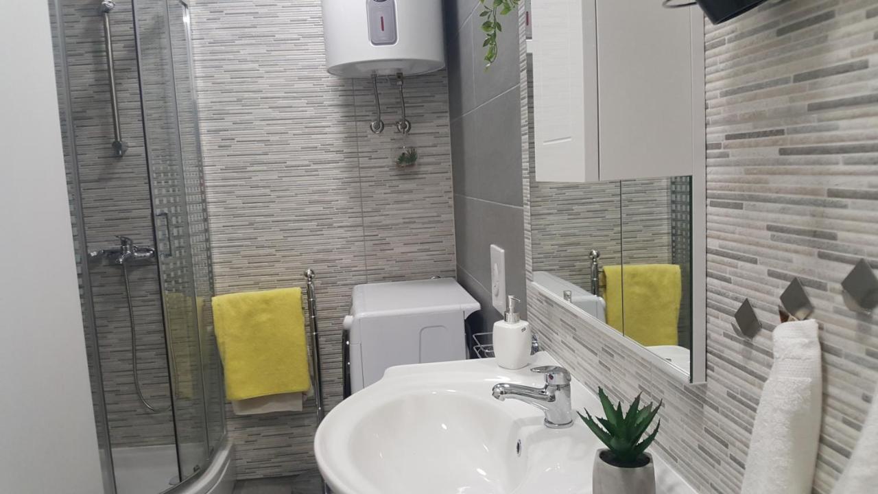 Andela Home - Krka Waterfalls Lozovac Bagian luar foto