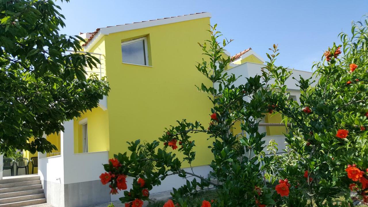 Andela Home - Krka Waterfalls Lozovac Bagian luar foto